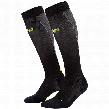 CEP Core Run Ultralight Compression Socks Herren | Black Grey