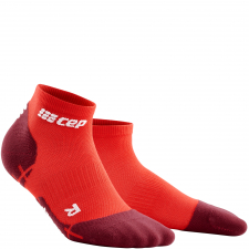 CEP Run Ultralight Low Cut Compression Socks Herren | Lava Dark Red