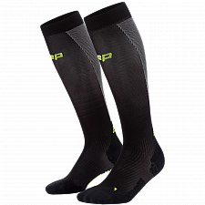 CEP Core Run Ultralight Compression Socks Damen | Black Grey