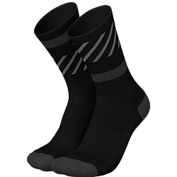 INCYLENCE Running High Cut Socks | Disrupts Black