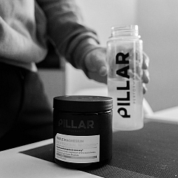 Pillar Performance Triple Magnesium | 3 x 200 g + Stirnband (WIDE)
